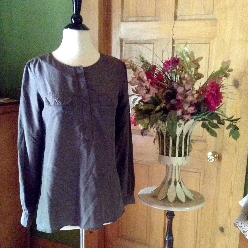 🌹I jeans by buffalo silk tunic🌹